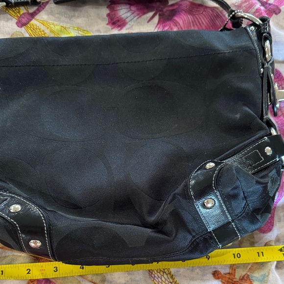 Coach Elegant Black Shoulder Bag with Silver Hardware - Picture 9 of 10